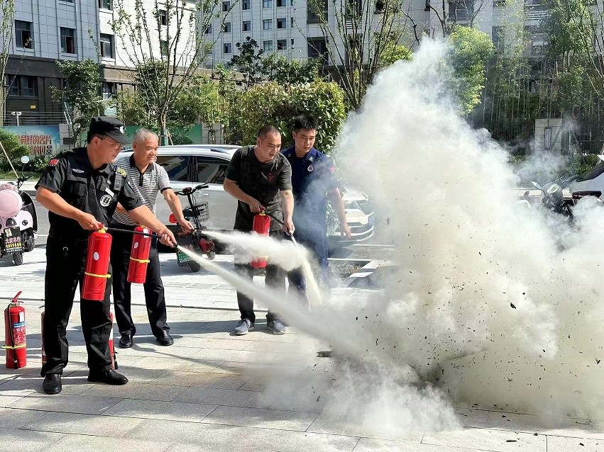 消防培訓(xùn).jpg 消防培訓(xùn).jpg